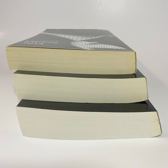 Fifty Shades of Grey, Freed and Darker Fantasy Erotica Bundle - Picture 4 of 4